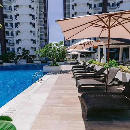 Royal Oceancrest Eleanor Suites