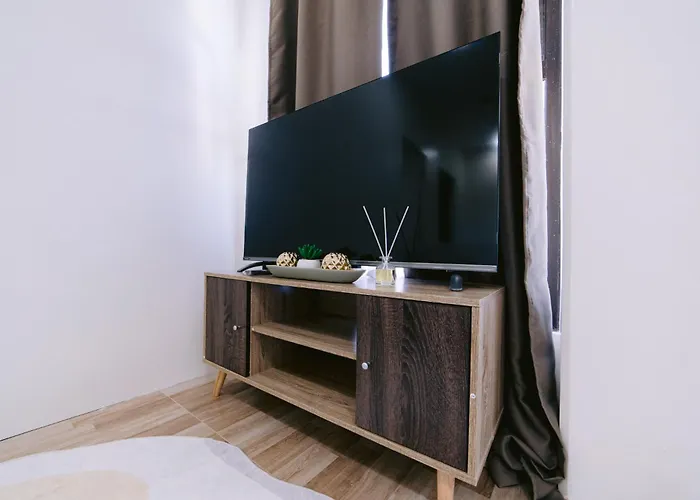 Royal Oceancrest Eleanor Aparthotel Lapu-Lapu City