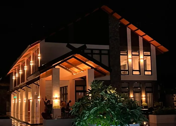 Royal Oceancrest Eleanor Aparthotel